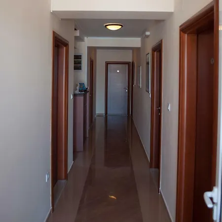 Sveti Nikola * 布德瓦